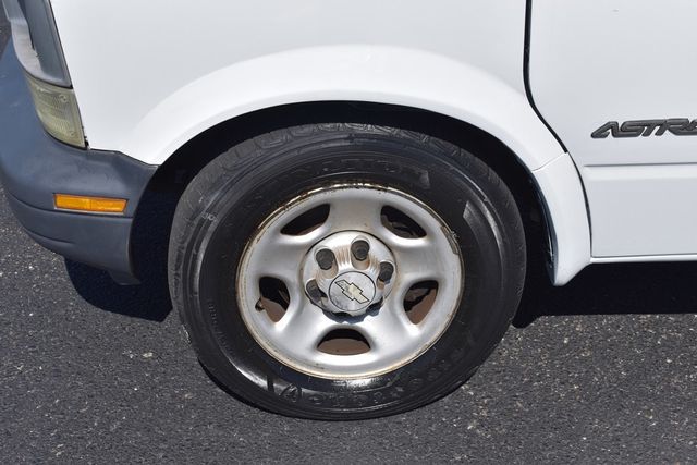 2005 Chevrolet Astro Cargo Van 111.2" WB RWD - 22360507 - 19