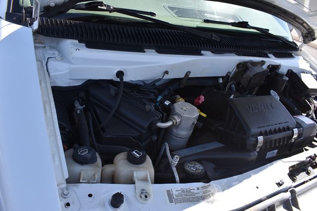 2005 Chevrolet Astro Cargo Van 111.2" WB RWD - 22360507 - 21