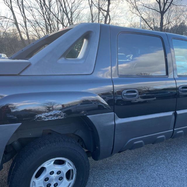 2005 Chevrolet Avalanche 1500 5dr Crew Cab 130" WB 4WD LS - 22958108 - 16