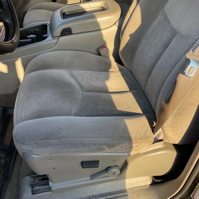 2005 Chevrolet Avalanche 1500 5dr Crew Cab 130" WB 4WD LS - 22958108 - 26