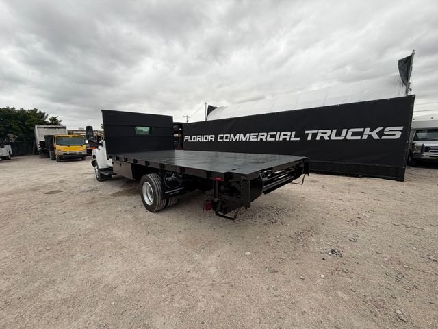 2005 Chevrolet C5500 Flatbed With Liftgate  - 22975081 - 2