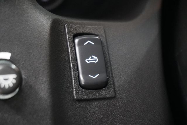 2005 Chevrolet Corvette 2dr Convertible - 22987063 - 26