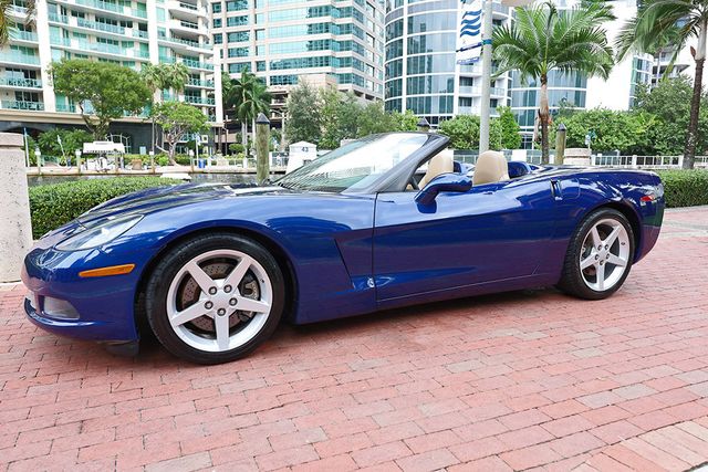 2005 Chevrolet Corvette 2dr Convertible - 23090733 - 3