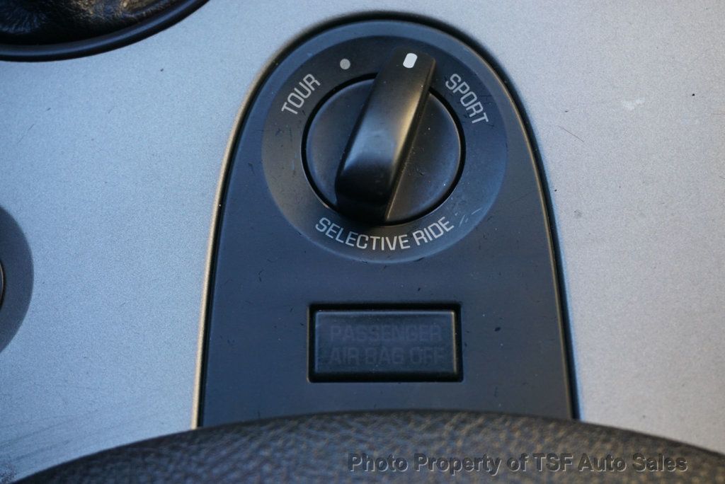 2005 Chevrolet Corvette 2dr Convertible - 22974499 - 23