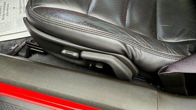 2005 Chevrolet Corvette 2dr Convertible w/ Z51 Preferred Pkg. & Performance Handling Pkg - 23015748 - 11