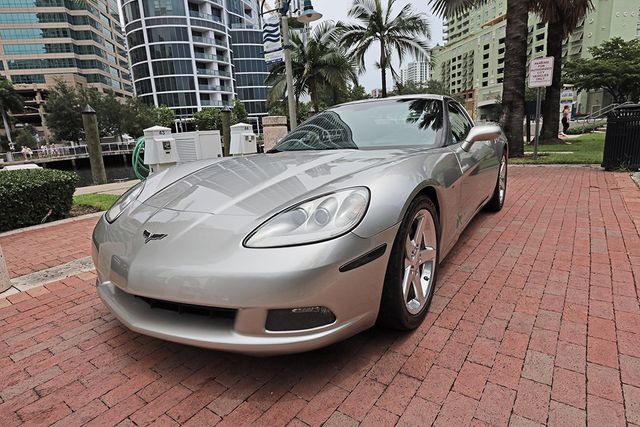 2005 Chevrolet Corvette 2dr Coupe - 23046318 - 25