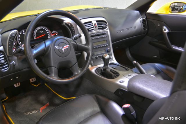 2005 Chevrolet Corvette 2dr Coupe - 21886891 - 24