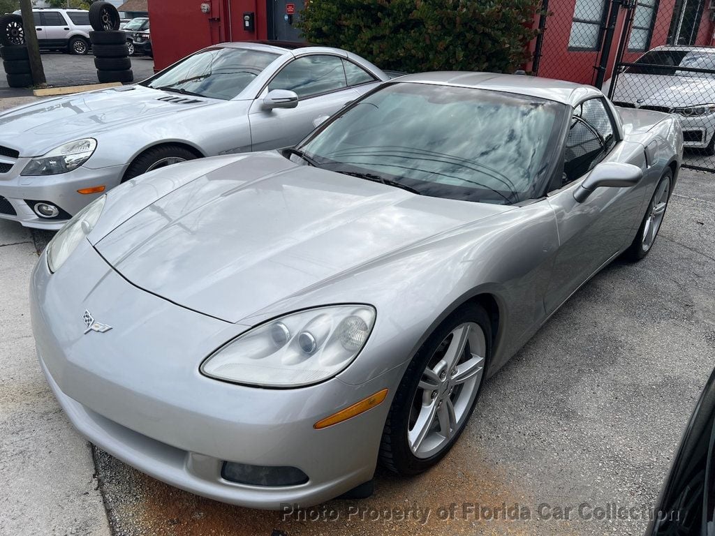 2005 Chevrolet Corvette Coupe Targa Automatic - 22349304 - 0