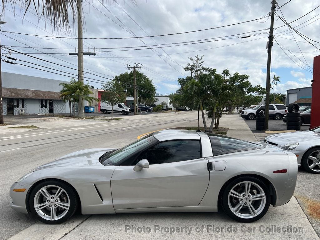 2005 Chevrolet Corvette Coupe Targa Automatic - 22349304 - 4