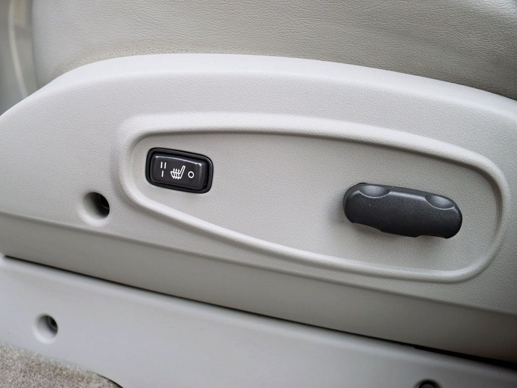 2005 Chevrolet Equinox 4dr AWD LT - 22958224 - 16