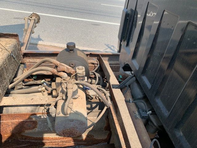 2005 Chevrolet K3500 SIVERADO HD 4X4 DUMP TRUCK MECHANIC SPECIAL READ DESCRIPTION - 21934730 - 26