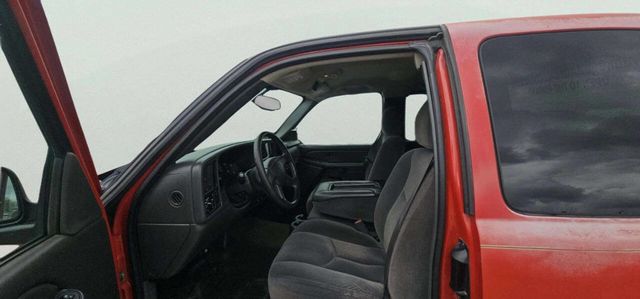 2005 Chevrolet Silverado 1500 Base 4dr Extended Cab Rwd LB - 23015319 - 6