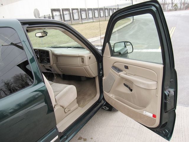 2005 Chevrolet Silverado 1500 Ext Cab 143.5" WB 4WD LS - 22747678 - 17