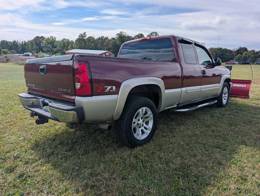 2005 Chevrolet Silverado 1500 Z71 OFFROAD 4X4 W/ PLOW - 23084478 - 3