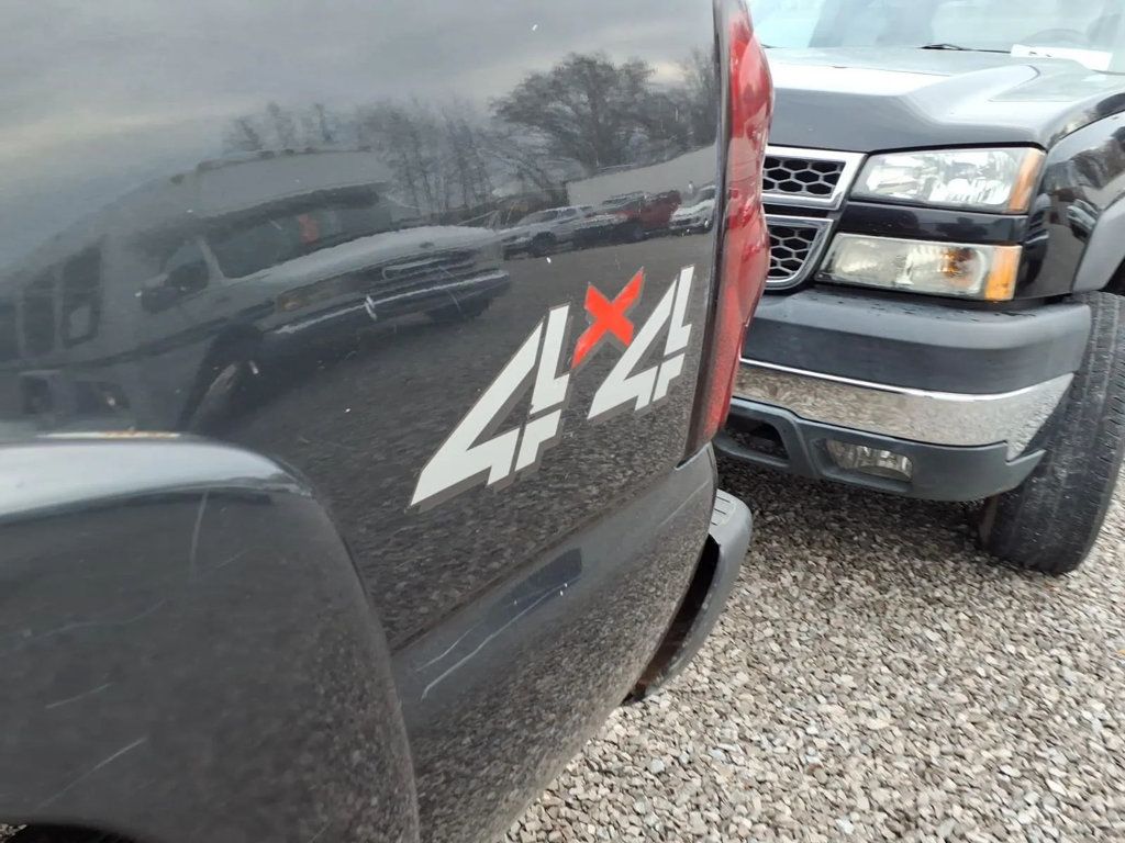 2005 Chevrolet Silverado 2500HD LS Pickup 4D 6 1/2 ft - 23017163 - 13