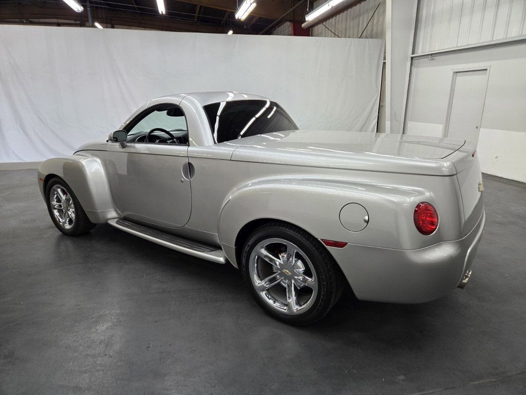 2005 Chevrolet SSR Reg Cab 116.0" WB LS - 22942602 - 2