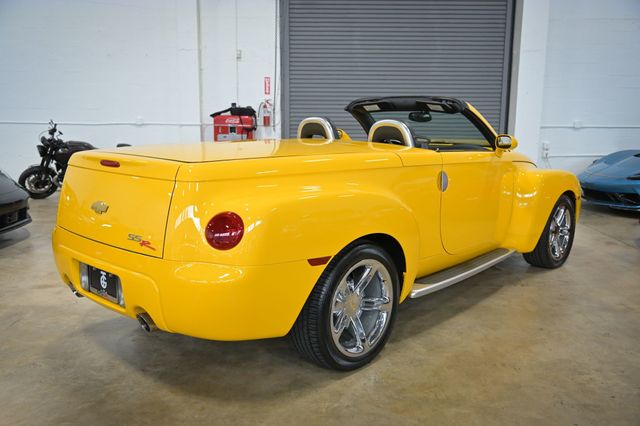 2005 Chevrolet SSR Reg Cab 116.0" WB LS - 23030437 - 37