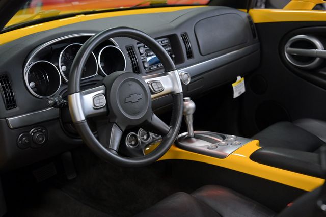 2005 Chevrolet SSR Reg Cab 116.0" WB LS - 23030437 - 41