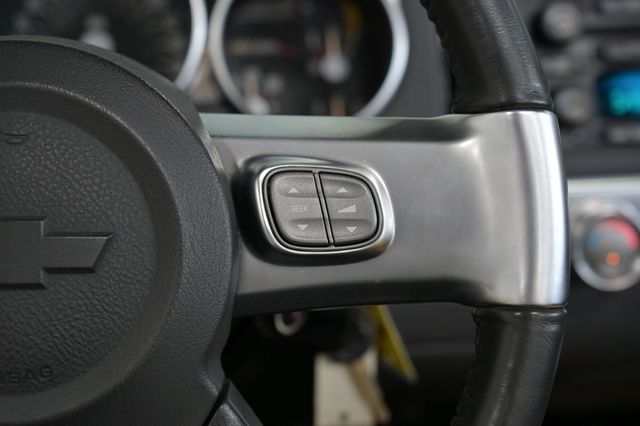 2005 Chevrolet SSR Reg Cab 116.0" WB LS - 23030437 - 45