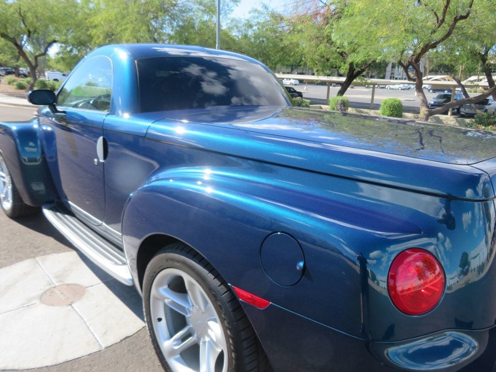 2005 Chevrolet SSR SSR LS EXTRA CLEAN LOW LOW MILES 38K 6.0 CONVERTIBLE WOW FACTOR - 22662444 - 12