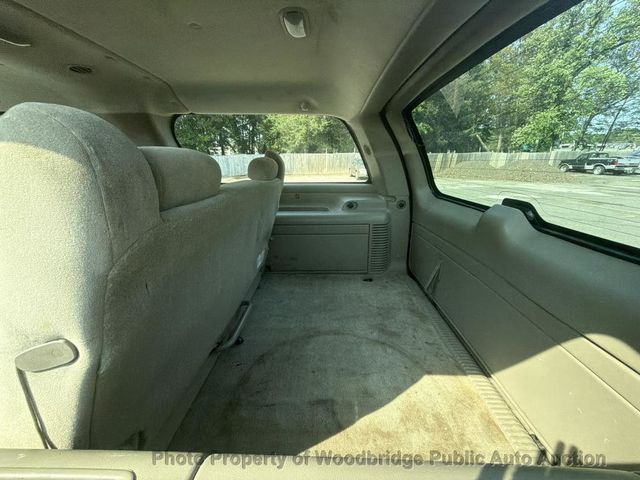 2005 Chevrolet Suburban  - 23084544 - 9