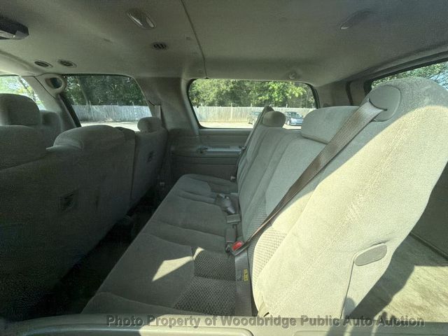2005 Chevrolet Suburban  - 23084544 - 8