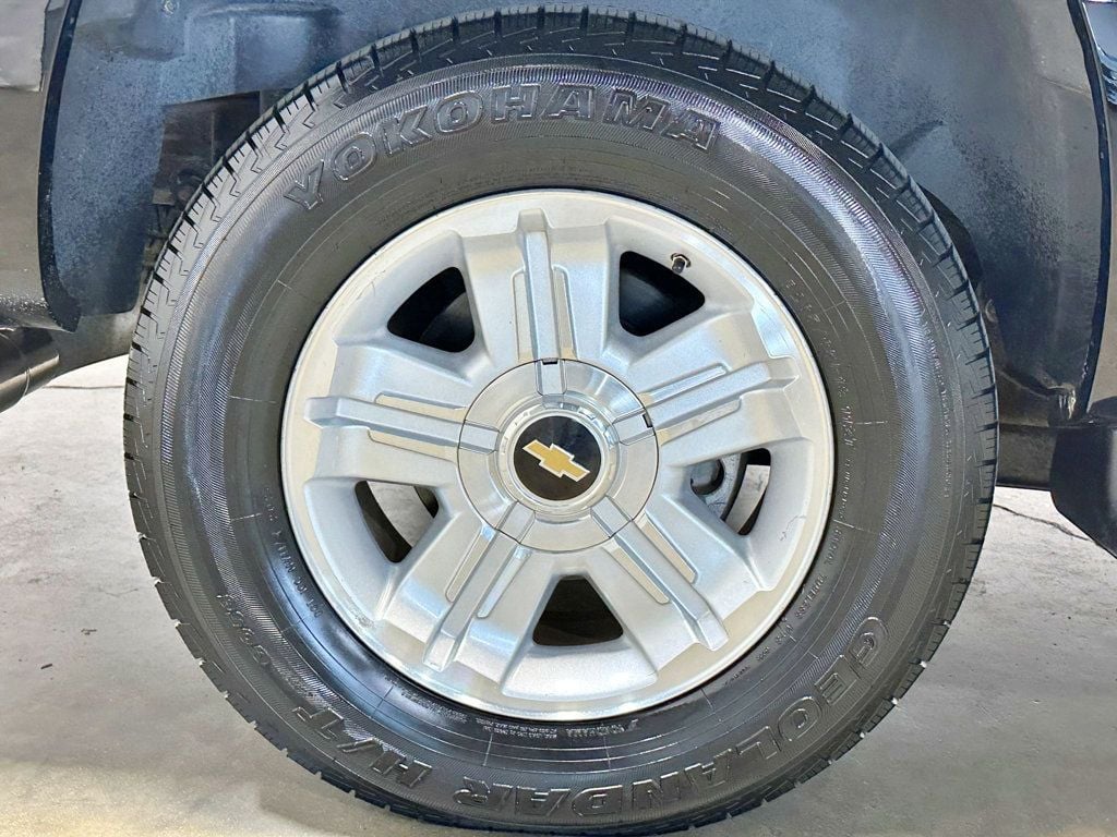 2005 Chevrolet Suburban 4dr 1500 LS - 23036898 - 12