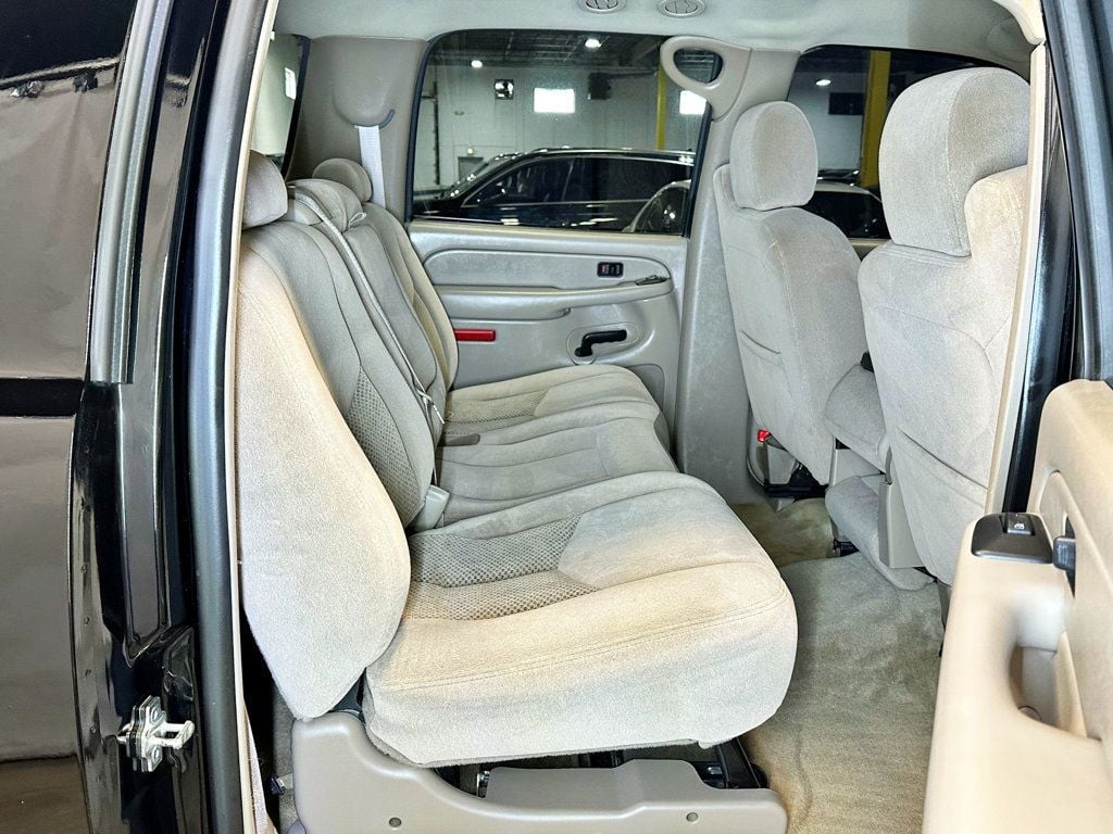 2005 Chevrolet Suburban 4dr 1500 LS - 23036898 - 23