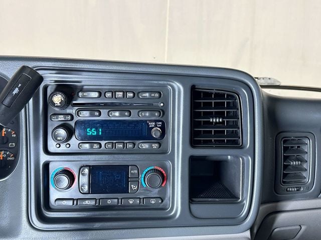 2005 Chevrolet Suburban 4dr 1500 Z71 - 23041156 - 28
