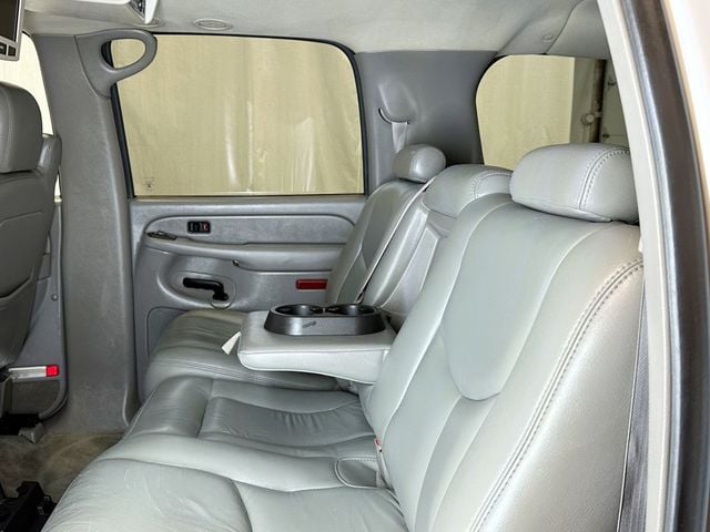 2005 Chevrolet Suburban 4dr 1500 Z71 - 23041156 - 36