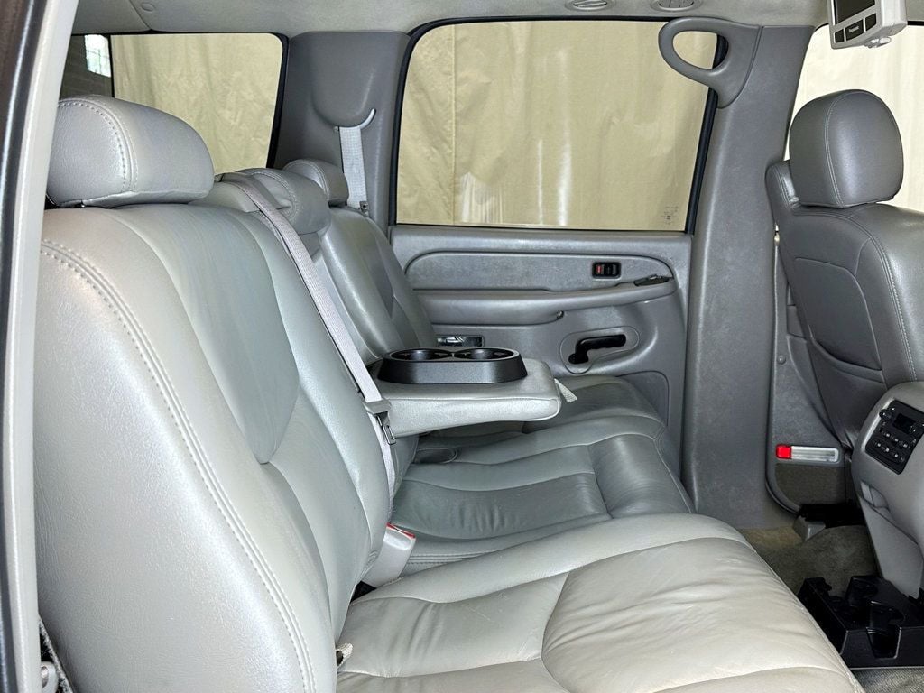 2005 Chevrolet Suburban 4dr 1500 Z71 - 23041156 - 37