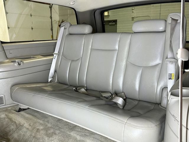 2005 Chevrolet Suburban 4dr 1500 Z71 - 23041156 - 41