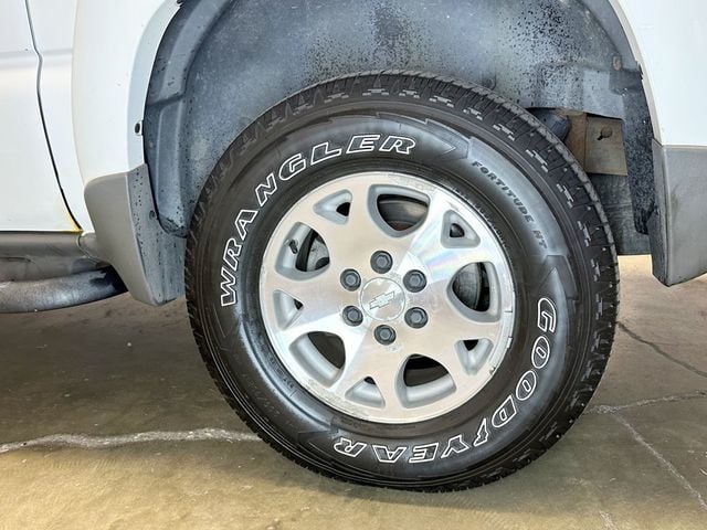 2005 Chevrolet Suburban 4dr 1500 Z71 - 23041156 - 45
