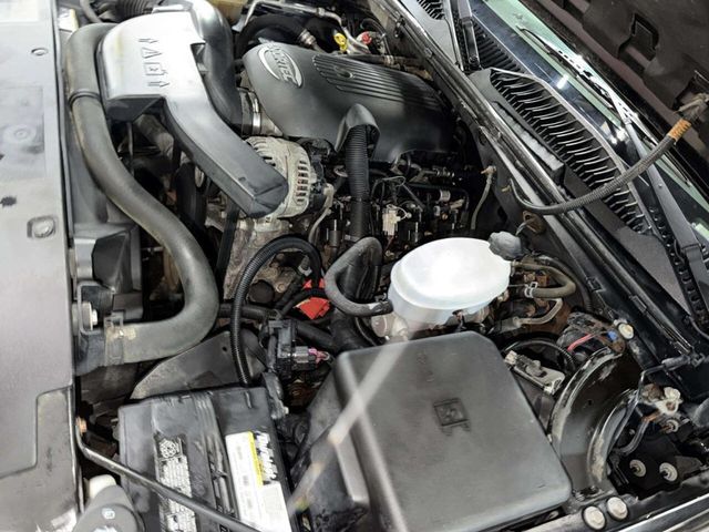 2005 Chevrolet Tahoe 4dr 1500 4WD Z71 - 22997919 - 33