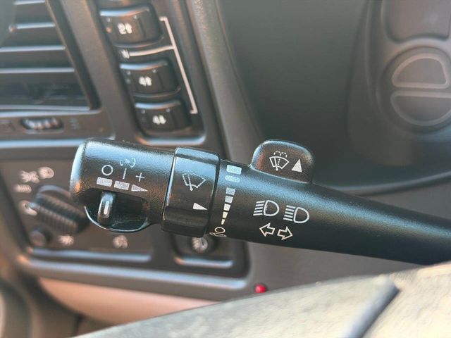 2005 Chevrolet Tahoe 4dr 1500 4WD Z71 - 22997919 - 38