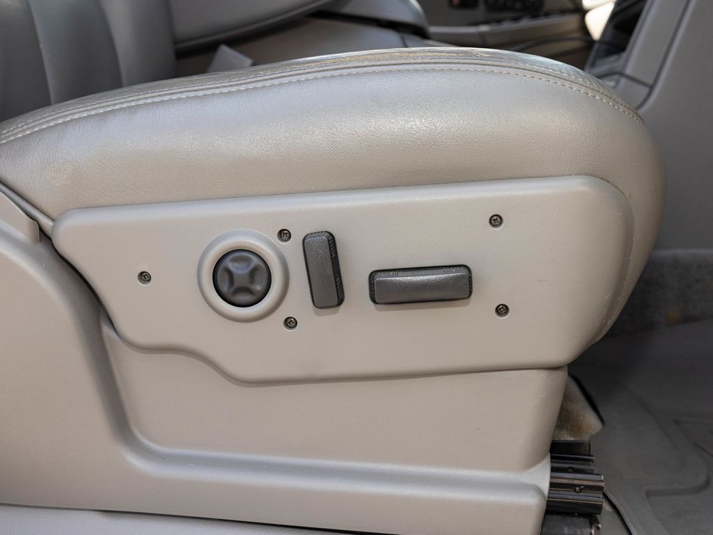 2005 Chevrolet Tahoe Z71, Excellent Condition, Owned in Nashville Since New,  - 22934627 - 63