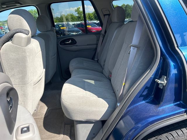2005 Chevrolet Trailblazer 4dr 2WD LS - 23050828 - 6