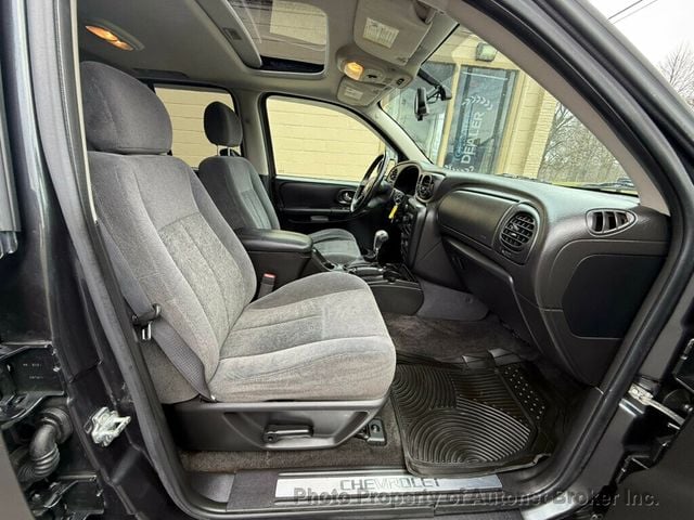 2005 Chevrolet Trailblazer 4dr 4WD LT - 23007550 - 18