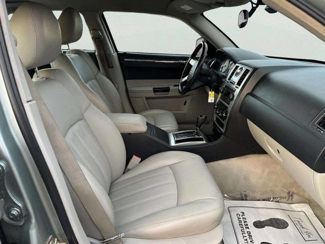 2005 Chrysler 300 4dr Sedan 300C *Ltd Avail* - 22982594 - 20