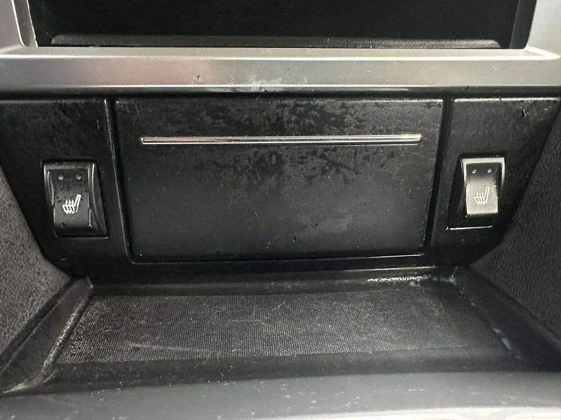 2005 Chrysler 300 4dr Sedan 300C *Ltd Avail* - 22982594 - 27