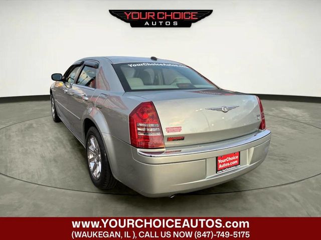 2005 Chrysler 300 4dr Sedan 300C *Ltd Avail* - 22982594 - 2