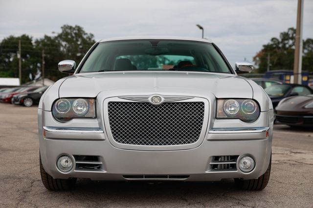2005 Chrysler 300 4dr Sedan 300C *Ltd Avail* - 22940198 - 18