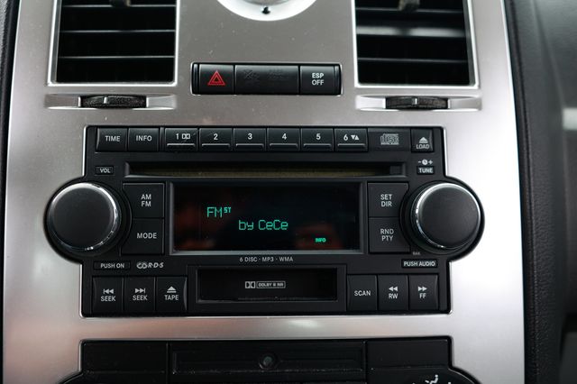 2005 Chrysler 300 4dr Sedan 300C *Ltd Avail* - 22940198 - 33