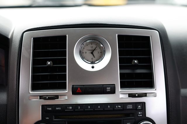 2005 Chrysler 300 4dr Sedan 300C *Ltd Avail* - 22940198 - 34