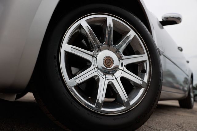 2005 Chrysler 300 4dr Sedan 300C *Ltd Avail* - 22940198 - 40