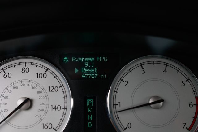 2005 Chrysler 300 4dr Sedan 300C *Ltd Avail* - 22940198 - 45