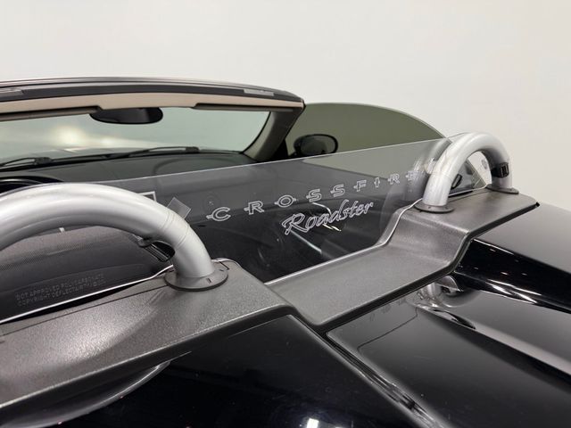 2005 Chrysler Crossfire 2dr Roadster - 22995437 - 17