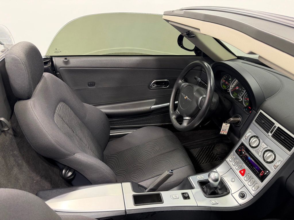 2005 Chrysler Crossfire 2dr Roadster - 22995437 - 36