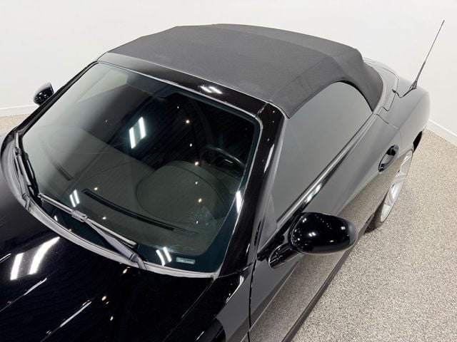 2005 Chrysler Crossfire 2dr Roadster - 22995437 - 3