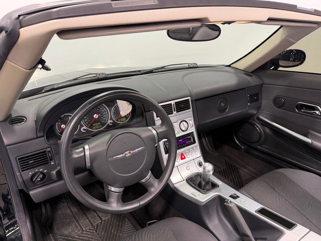 2005 Chrysler Crossfire 2dr Roadster - 22995437 - 45